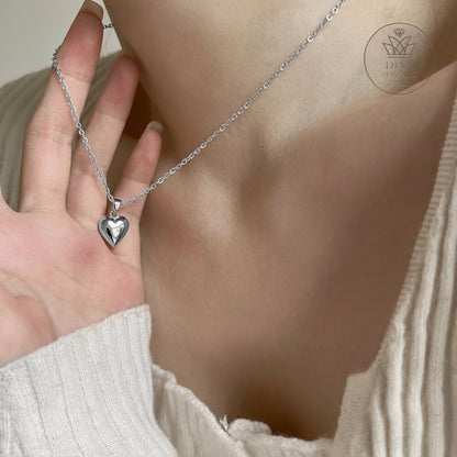 Diva Heart Shine (Gold) Necklace for Girls & Women